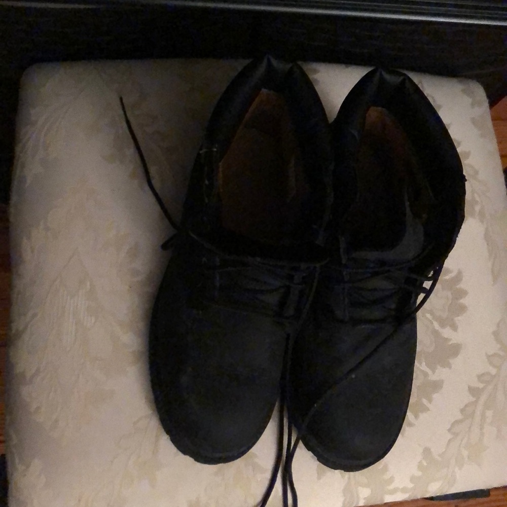 Timberlands - Picture 2 of 2